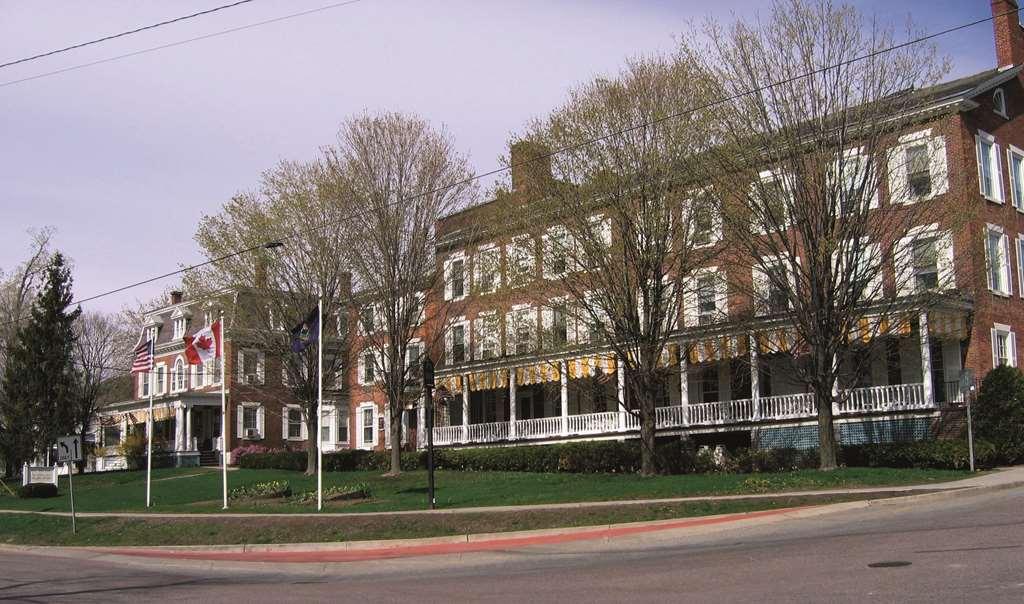 Middlebury Inn Extérieur photo