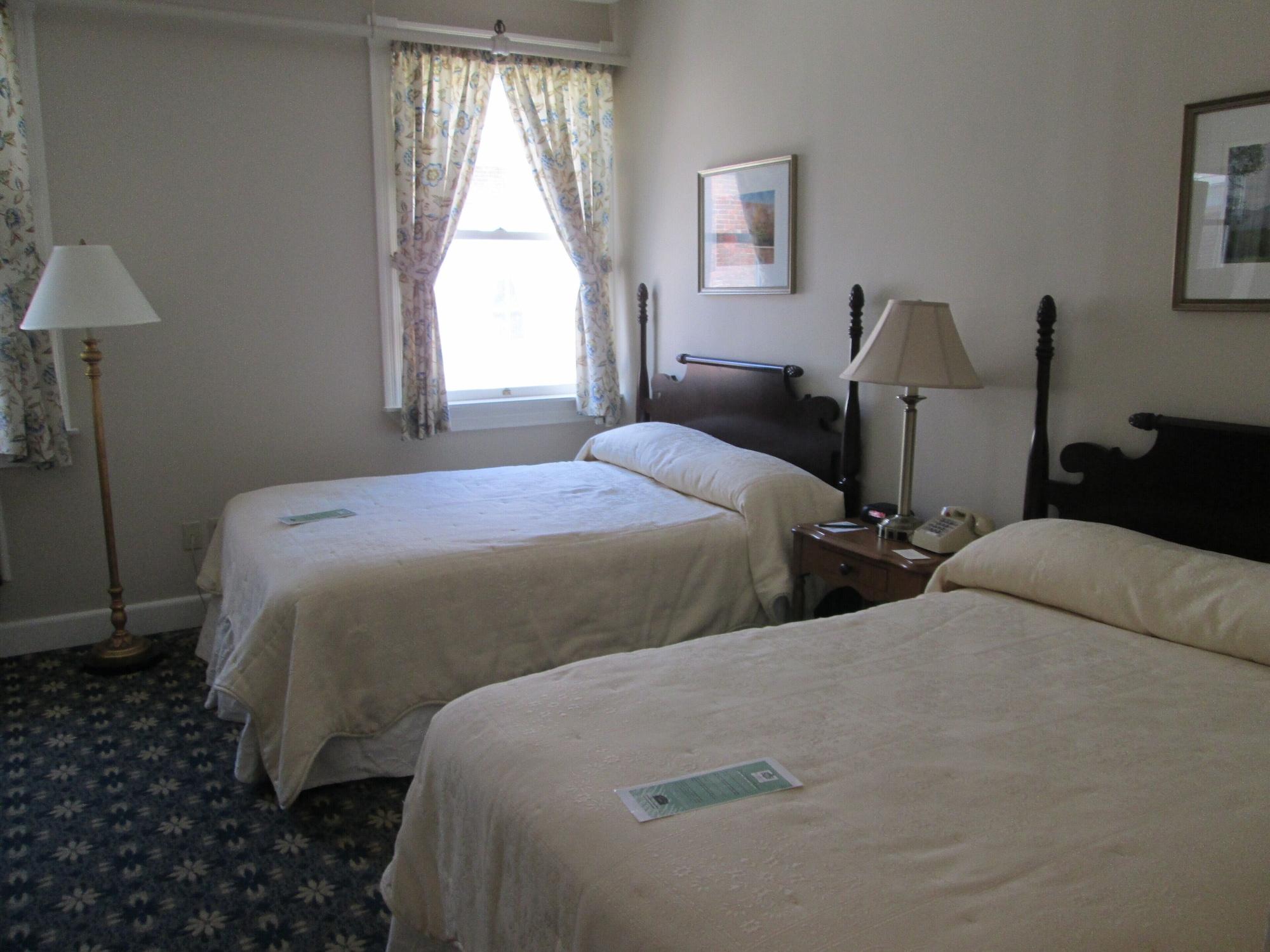 Middlebury Inn Extérieur photo