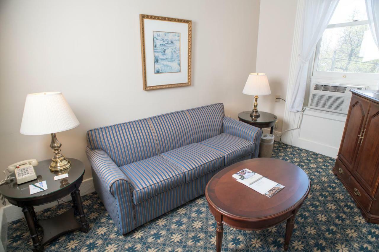 Middlebury Inn Extérieur photo