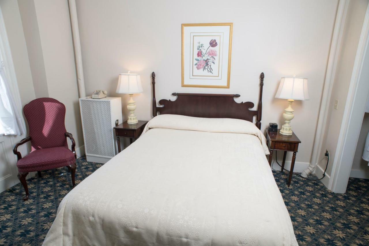 Middlebury Inn Extérieur photo
