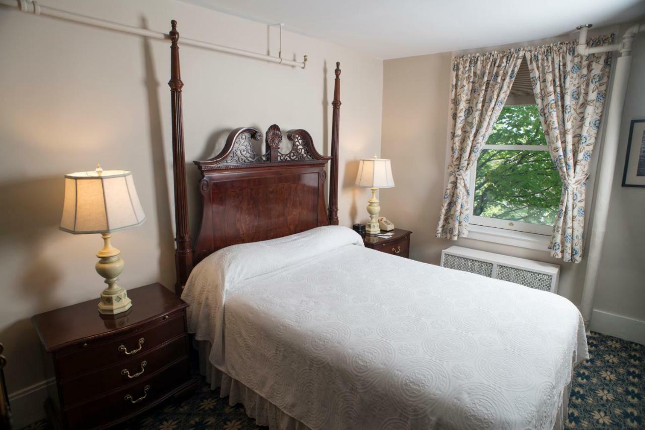 Middlebury Inn Extérieur photo