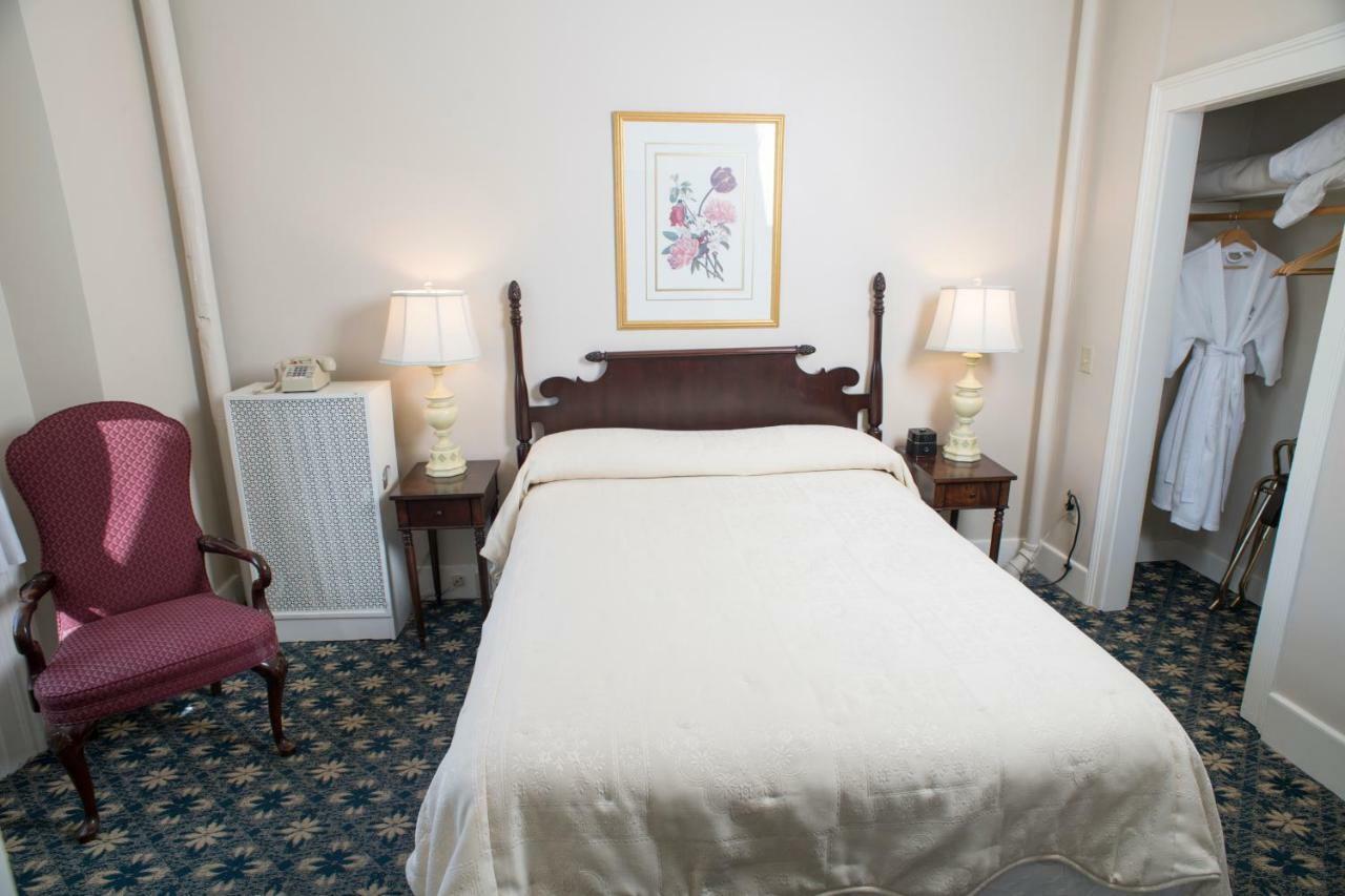 Middlebury Inn Extérieur photo