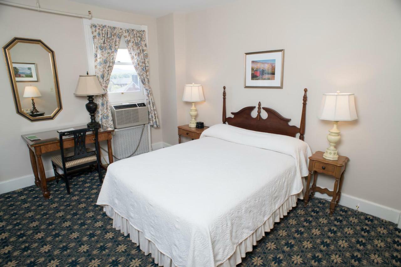 Middlebury Inn Extérieur photo