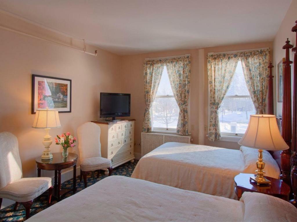 Middlebury Inn Extérieur photo